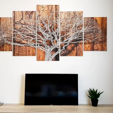 Marco Hrebienok Apartment *